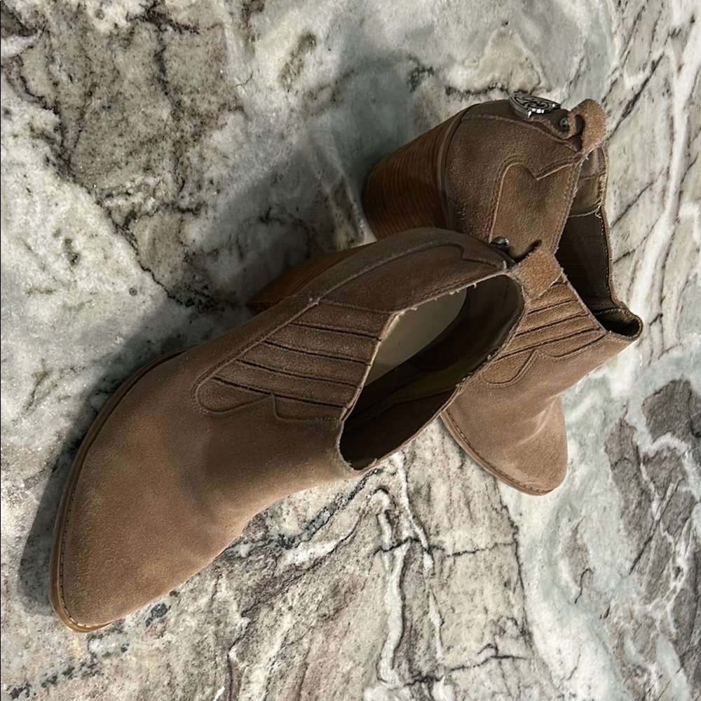 Men's Tan Suede Ankle Boots